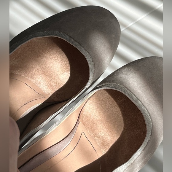 VIONIC | 9 | Suede | Natalie - Picture 10 of 13